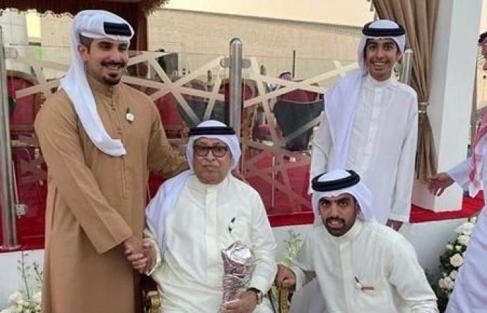 تم الإجابة عليه: الشيخ عيسى بن راشد آل خليفة ويكيبيديا