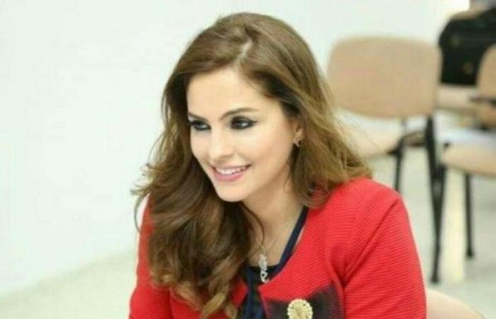 من هي منال عبد الصمد وزيرة الاعلام