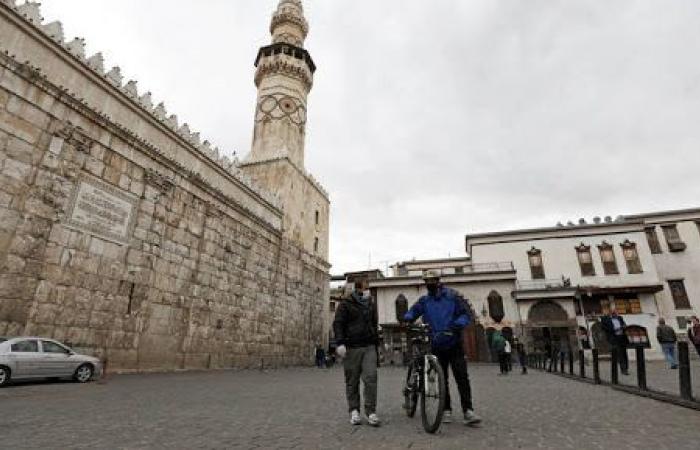 القيادة العامة للجيش السوري: تعلن عن أول إصابة بفيروس كورونا في البلاد