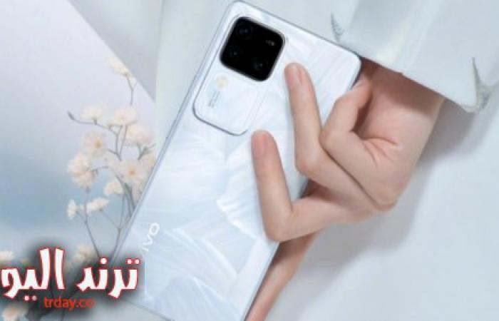 تسربت مواصفات وتصميم الإصدار العالمي لهاتف Vivo V30 5G ويبدو أن الإطلاق وشيك